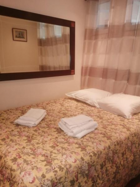 Pradignac One Bedroom